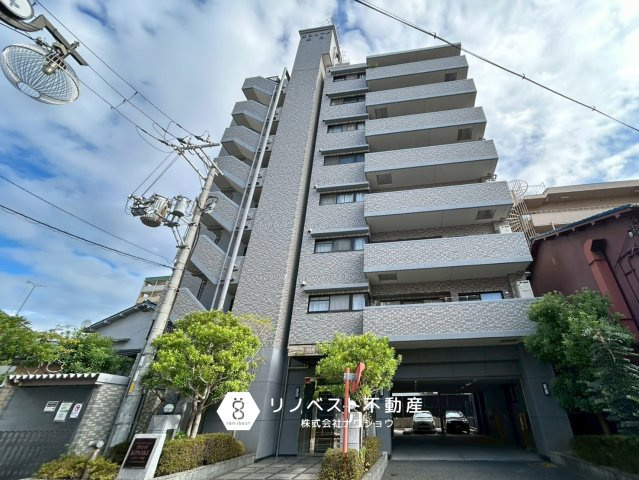 エスリード鴻池の外観|イオン鴻池店まで徒歩1分！
利便性の高いマンションです♪