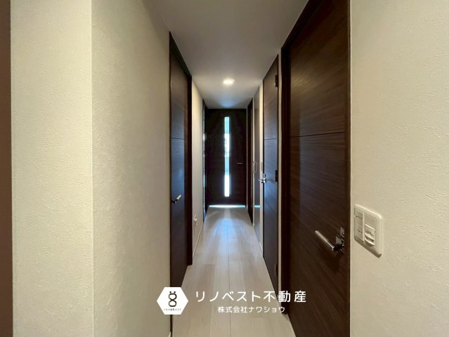 メゾンドール瓢箪山の玄関|【リノベスト不動産】弊社では売却のご相談も受付中！まずは一度ご相談ください♪
