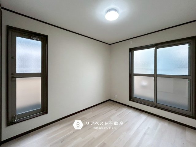 東大阪市古箕輪1丁目の洋室|2面採光で陽当た良好◎通風良好◎
