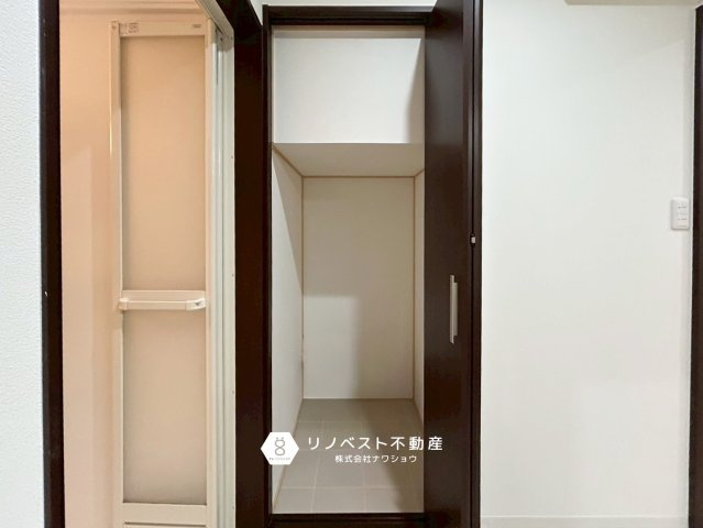 東大阪市古箕輪1丁目の収納|洗面所の収納。バスタオルやパジャマを収納するのに最適ですね♪