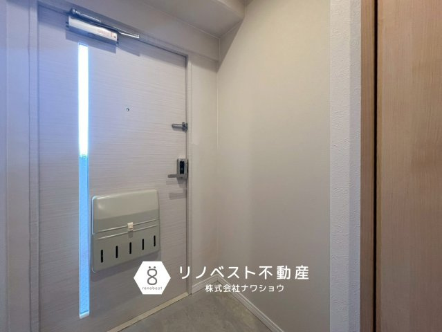 第一シャトー八戸の里の玄関|【リノベスト不動産】土日祝も営業中！HPより来店予約も可能です◎

