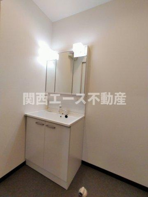 | マノアクレール