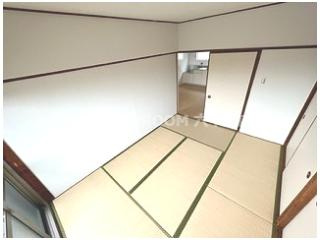 サテライト青谷の和室