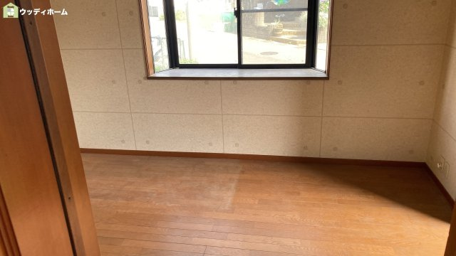越谷市下間久里　中古一戸建ての子供部屋