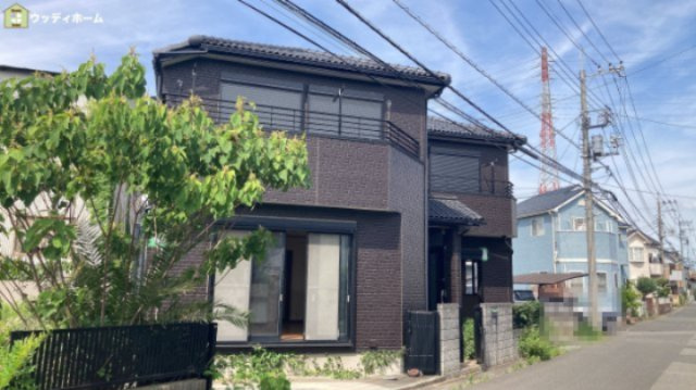 越谷市下間久里　中古一戸建ての外観