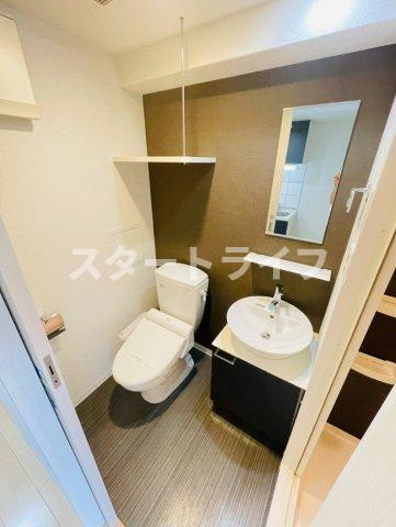 大阪市淀川区東三国４丁目の賃貸マンションのトイレ