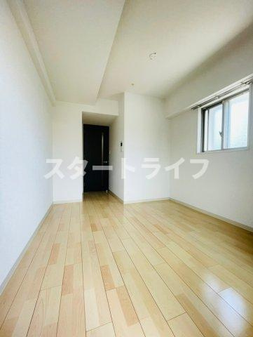 大阪市淀川区東三国４丁目の賃貸マンションの寝室
