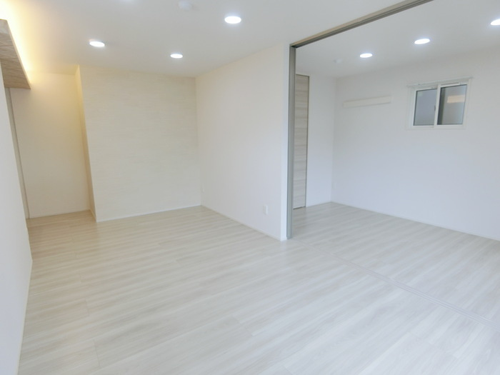【居間・リビング】Ｄ－ＲＯＯＭ六十人町B棟 