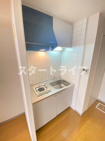 大阪市淀川区宮原１丁目の賃貸マンションのキッチン