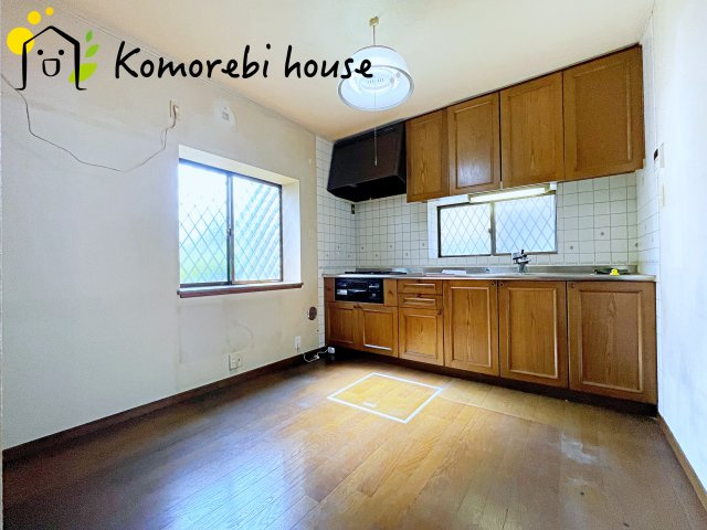 さいたま市北区日進町　2丁目　中古一戸建ての居間・リビング|ゆったりとした居間です