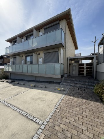 CASAウエストの外観