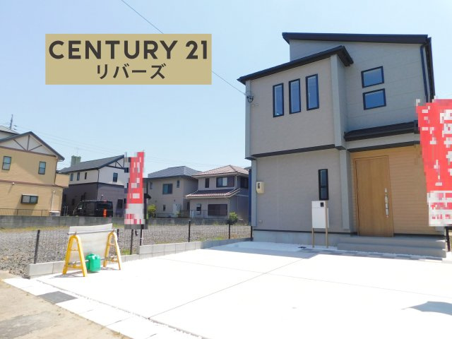 名古屋市西区清里町の新築一戸建の前面道路含む現地写真|☆２号棟☆　ラスト１棟！！いつでも見学出来ます♪♪（お問合せ当日、平日、水曜、夜間でもＯＫ）　敷地４７坪超　南に広い庭、陽当たり良好！　ＬＤＫ２０．０帖　駐車並列２台ＯＫ　ＷＩＣ、ＳＩＣやＦＣＬ完備♪