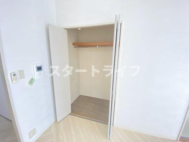 大阪市淀川区西中島２丁目の賃貸マンションの収納
