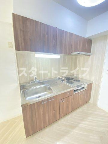 大阪市淀川区西中島２丁目の賃貸マンションのキッチン