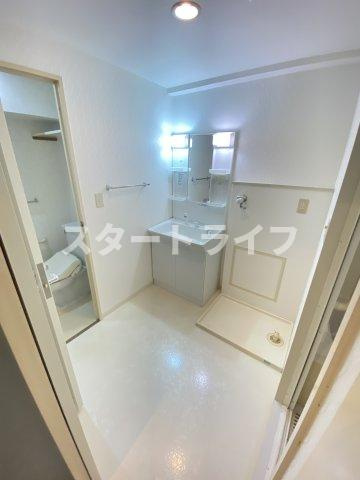 大阪市淀川区西中島２丁目の賃貸マンションの洗面所