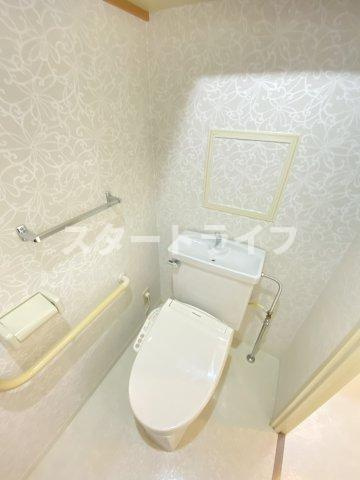 大阪市淀川区西中島２丁目の賃貸マンションのトイレ