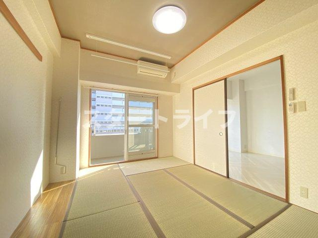 大阪市淀川区西中島２丁目の賃貸マンションの寝室