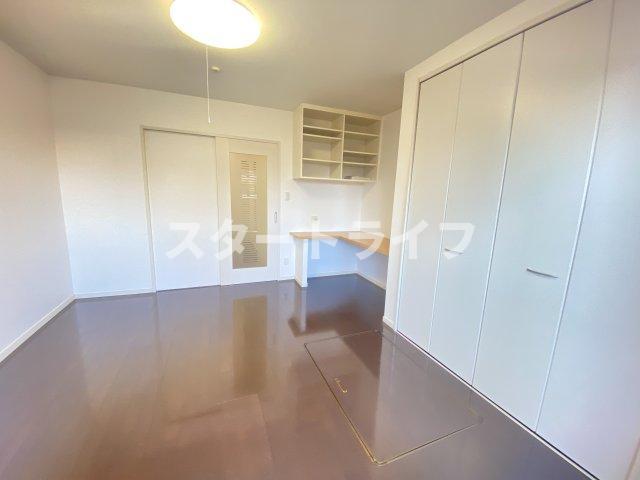 大阪市淀川区木川東４丁目の賃貸マンションの寝室