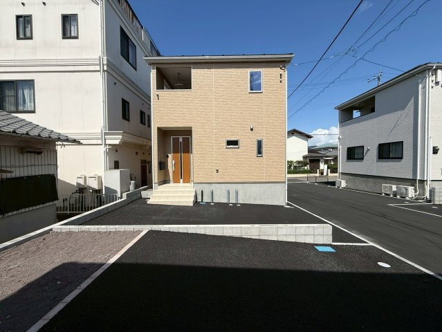 新築戸建て　函南町仁田第１1　全５棟　５号棟の駐車場|現地写真