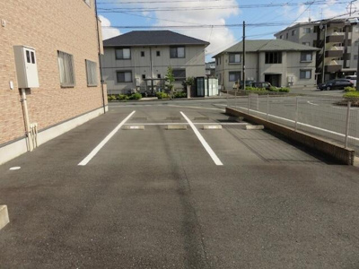 【駐車場】 | Ｃｏｍｏ’ｓ