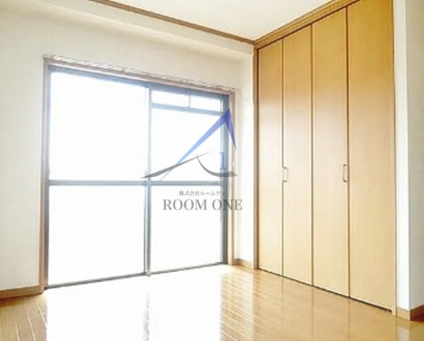 ローヤル上鷺の居間・リビング|洋室のお部屋です。