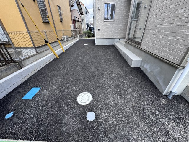 柏市南高柳新築戸建【高柳小学校：10分】の駐車場|1号棟駐車スペース