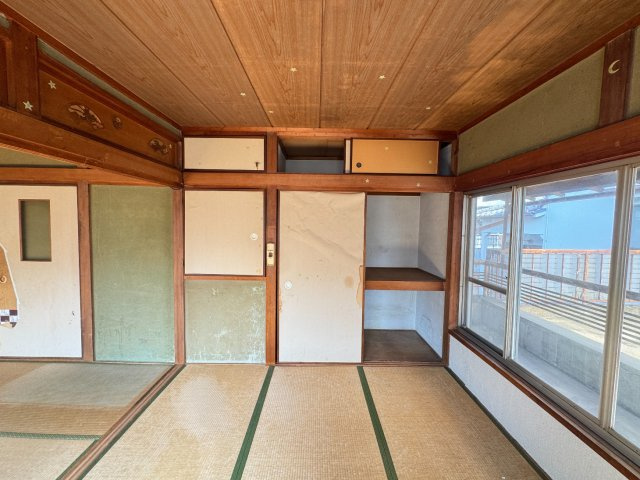 堺市西区山田1-1196−４の収納