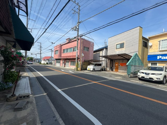 堺市西区山田1-1196−４の前面道路含む現地写真