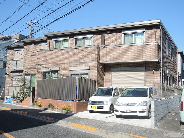グリーンクレストの駐車場|★敷地内駐車場★