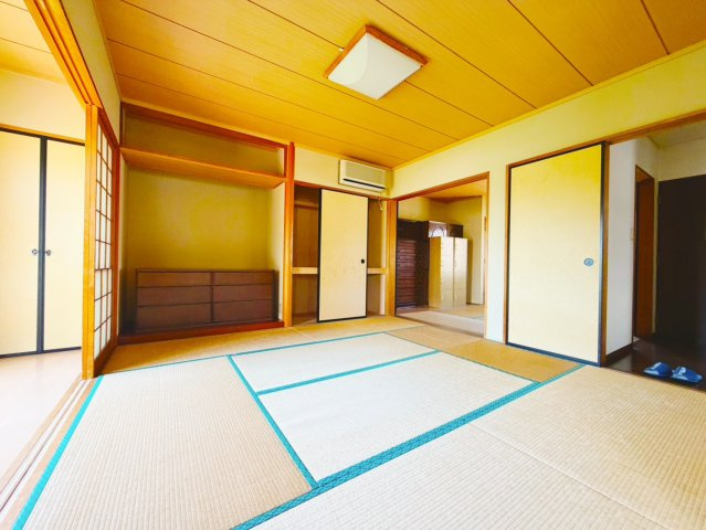 敷地180坪超！ミサワの中古住宅♪の和室