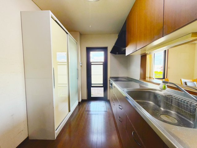 敷地180坪超！ミサワの中古住宅♪のキッチン