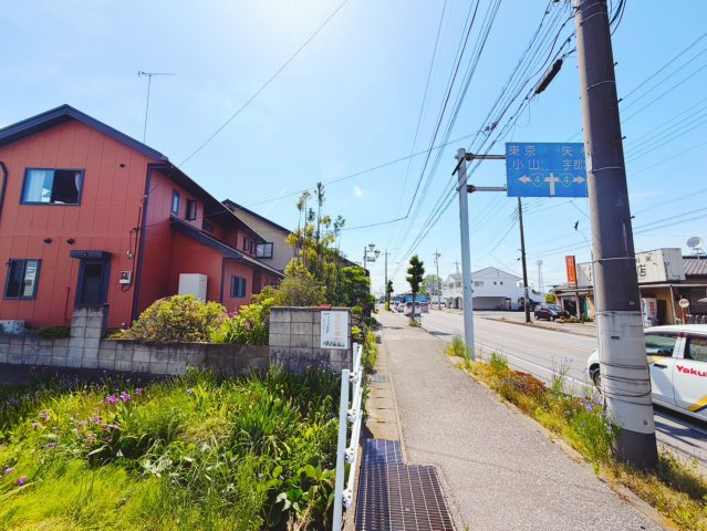 敷地180坪超！ミサワの中古住宅♪の前面道路含む現地写真