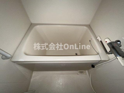 【浴室】 | ドルフシィア