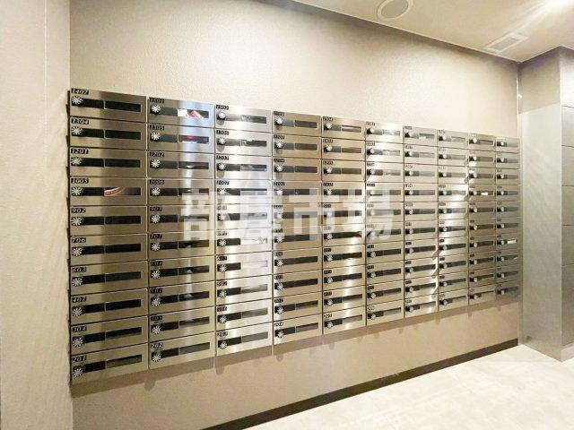 リビオレゾン上野入谷ザ・テラスのその他共用部分|メールボックス