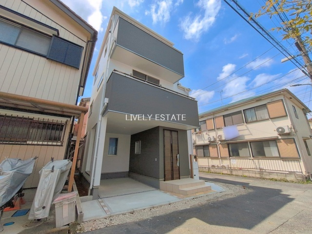 草加市両新田東町 新築分譲住宅の周辺