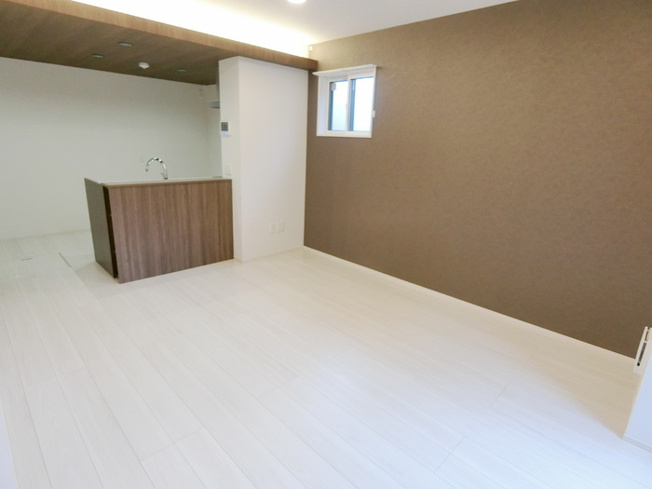 【居間・リビング】Ｄ－ＲＯＯＭ八軒小路