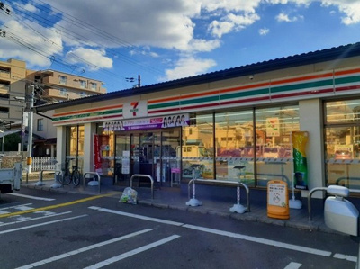 【周辺】 | ＭＩＫＡＲＩＮ | セブンイレブン 伏見棒鼻店まで120m