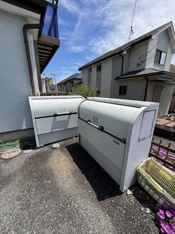 敷地内のごみ置き場です♪