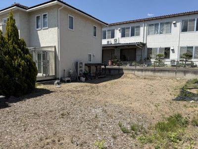 【庭】 | 佐久市新子田伊勢林中古住宅 | 家庭菜園にも向いてます