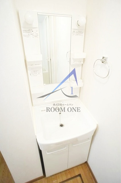 Ｙ’ｓ　ｆｌａｔ入谷の洗面所|洗面台です。