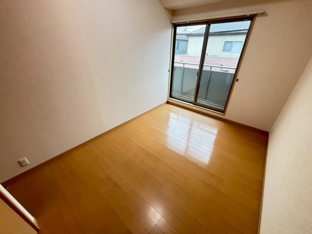 【洋室】 | レジデンス松ヶ島