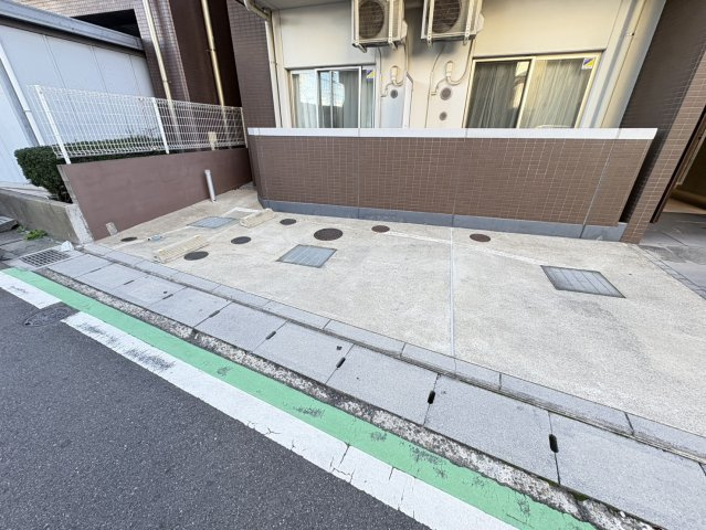 アンクレージュ西船橋の駐車場