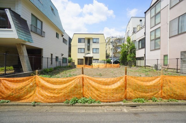 北沢３　土地の外観|小田急小田原線「東北沢」駅徒歩2分
京王井の頭線「池ノ上」駅徒歩9分
京王井の頭線、小田急小田原線「下北沢」駅徒歩12分