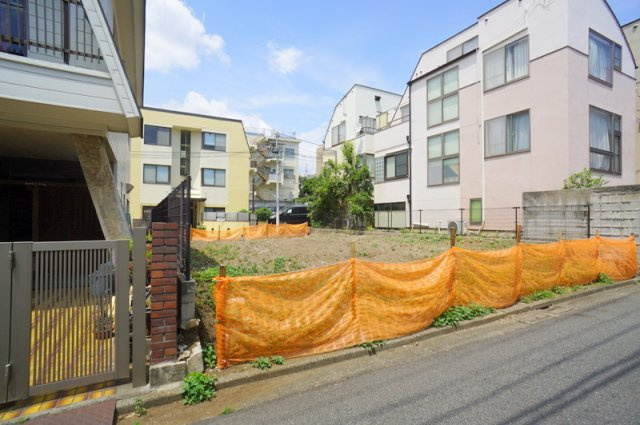 北沢３　土地の外観|☆土地面積約50坪の整形地
☆現況更地
☆南側と北側の二方向接道