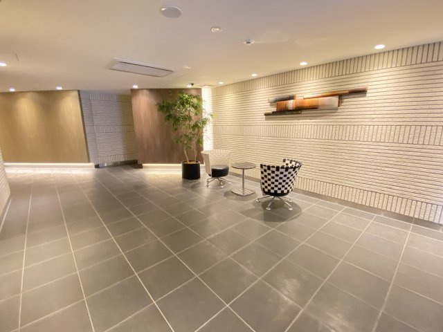 パークアクシス心斎橋のエントランス