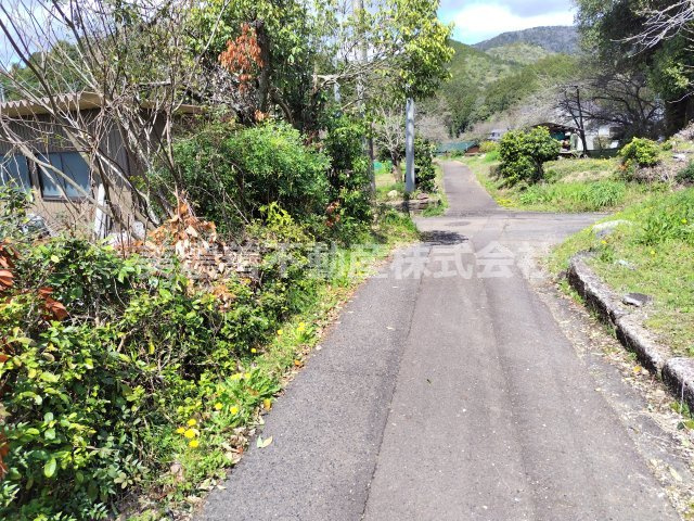 ６６８０４　関市武芸川町土地の前面道路含む現地写真