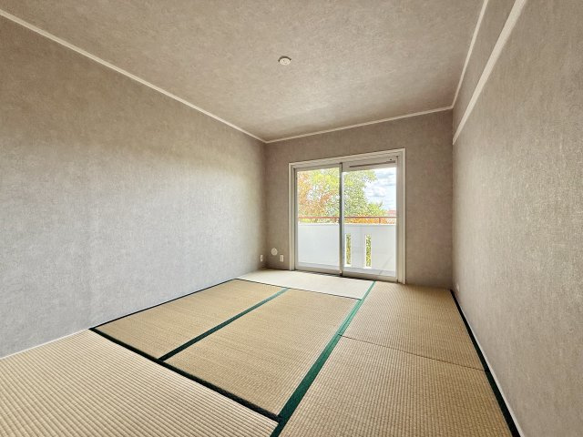 タウン上八事５号棟の和室