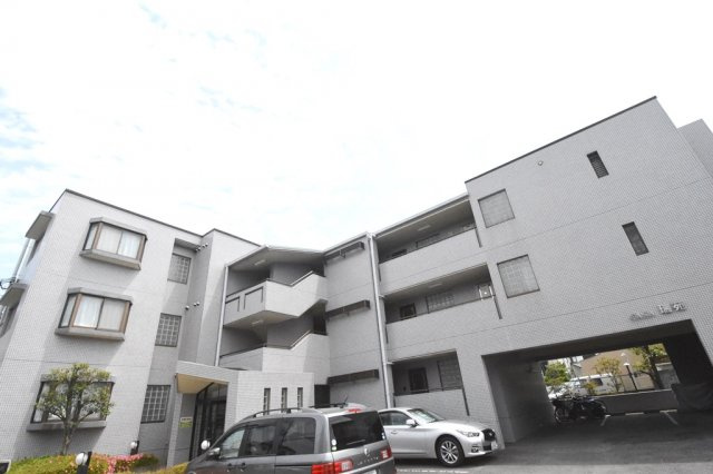 居住者専用のごみ置き場があります！