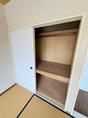木本ハイツの収納
