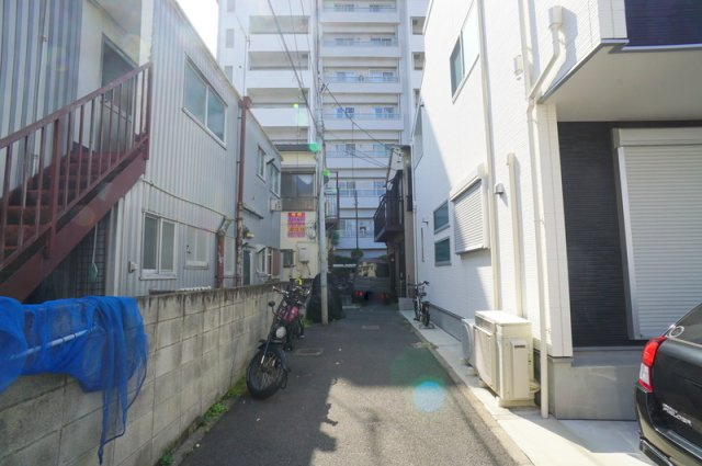 松が丘１　土地の前面道路含む現地写真|北東側　私道　幅員約4.0m　接道約6.7m